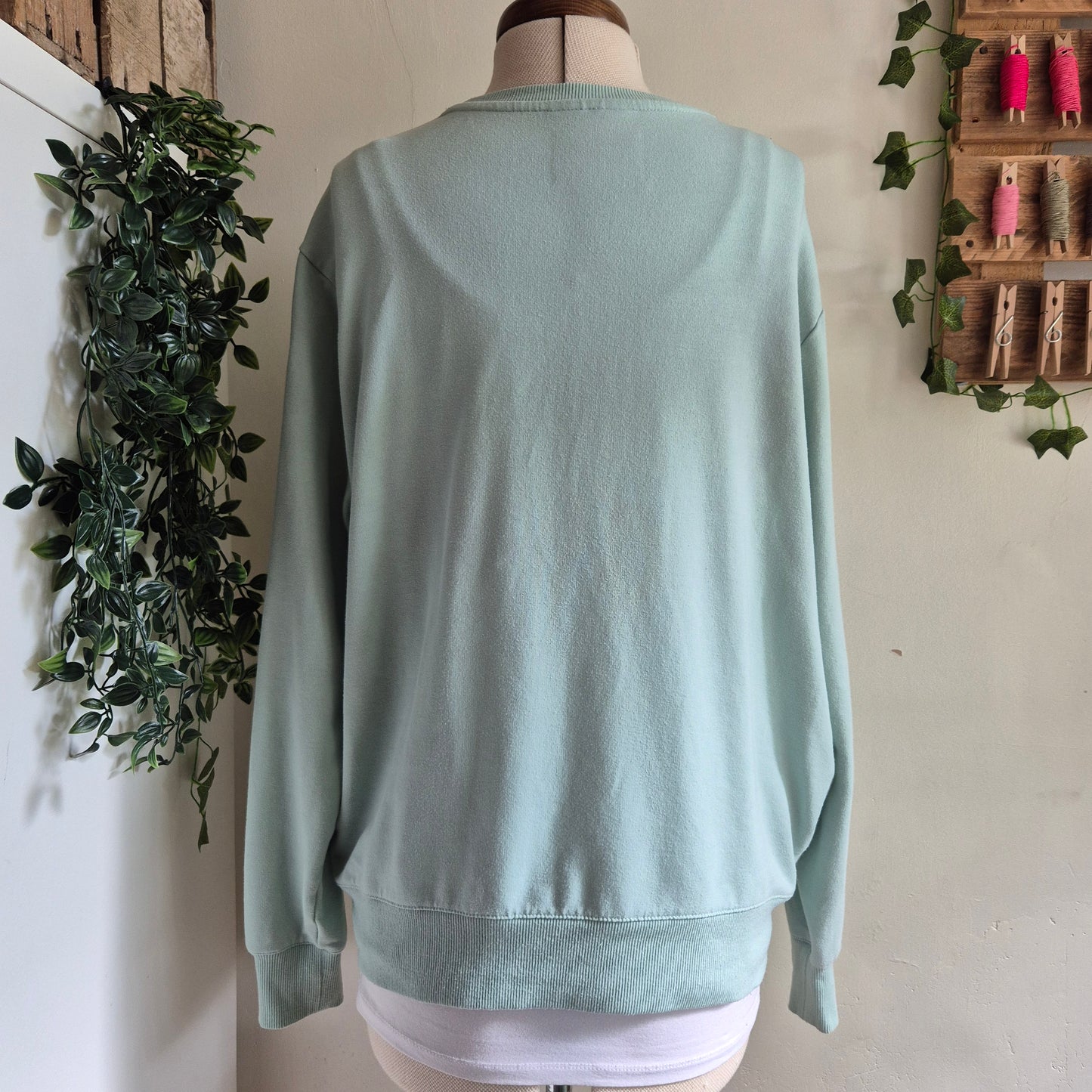 Mint blue daisy restyled sweatshirt. Size M (UK 12)
