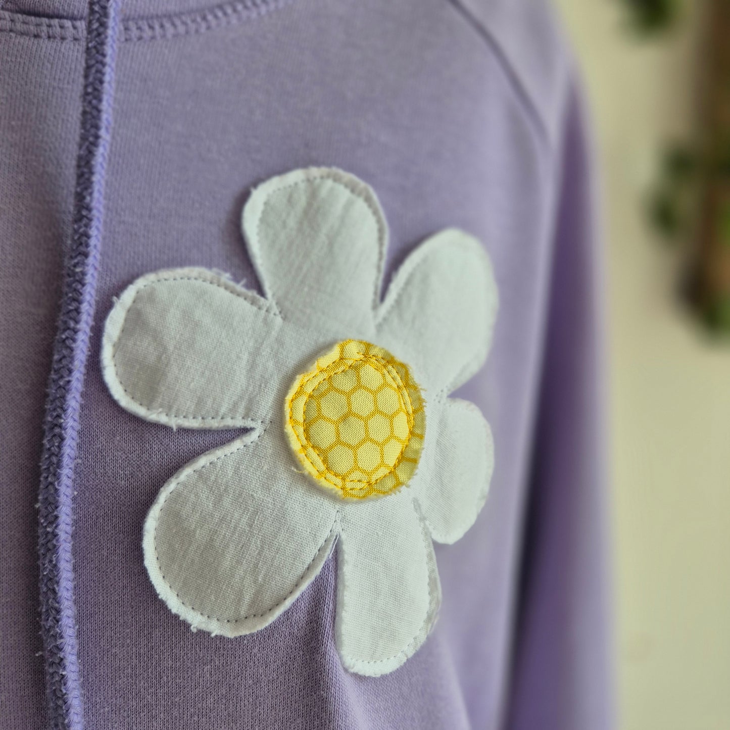 Lilac daisy restyled hoody. Size L (UK 14)