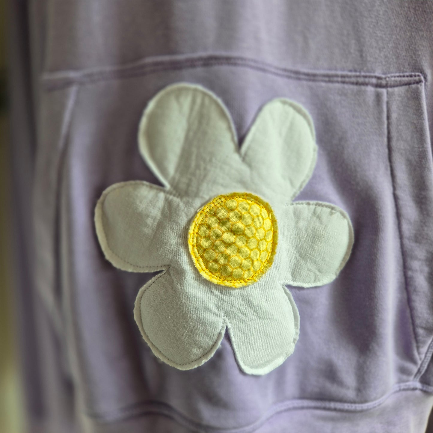 Lilac daisy restyled hoody. Size L (UK 14)