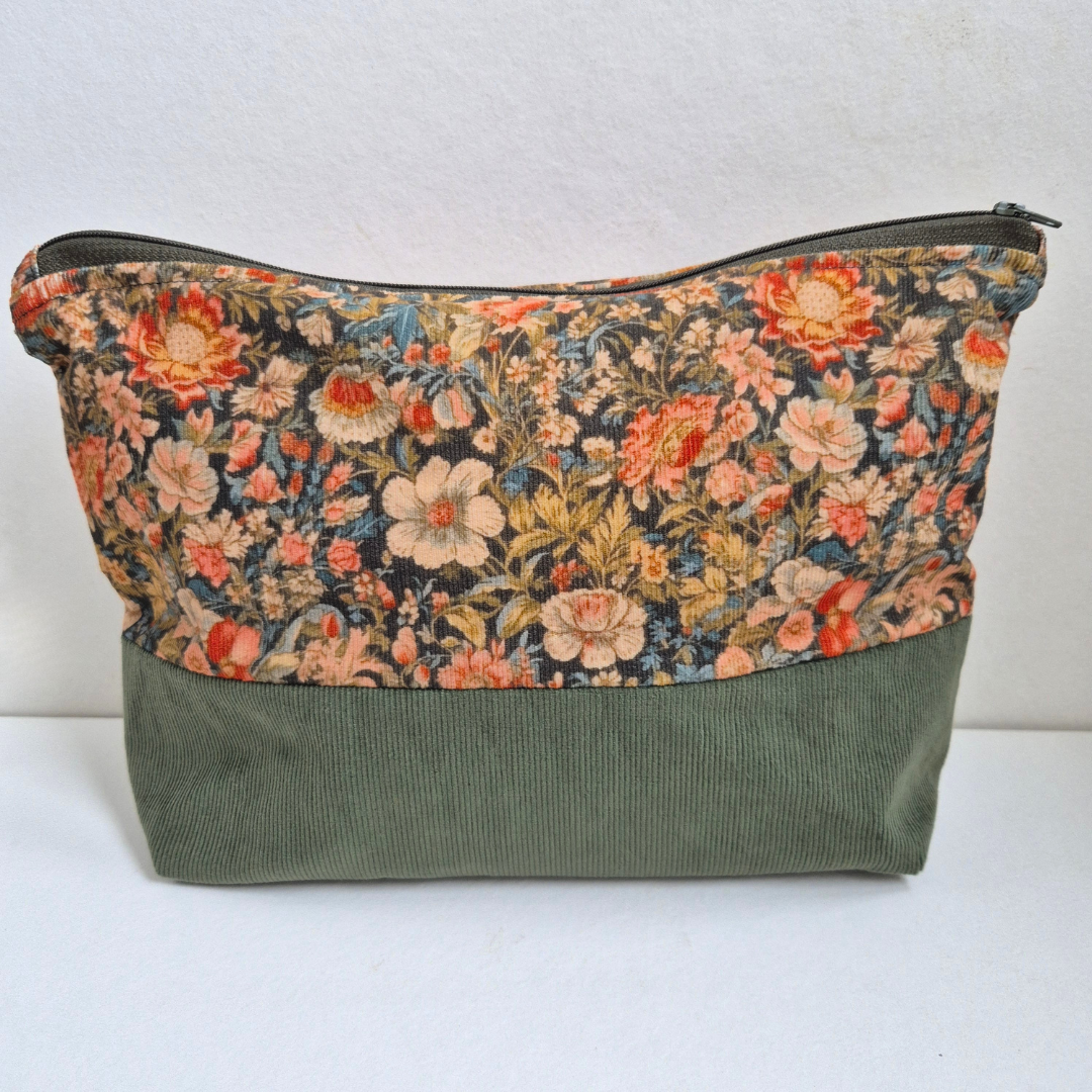 Green corduroy zipper bag - I AM AN AUTUMN COLLECTION 🍂